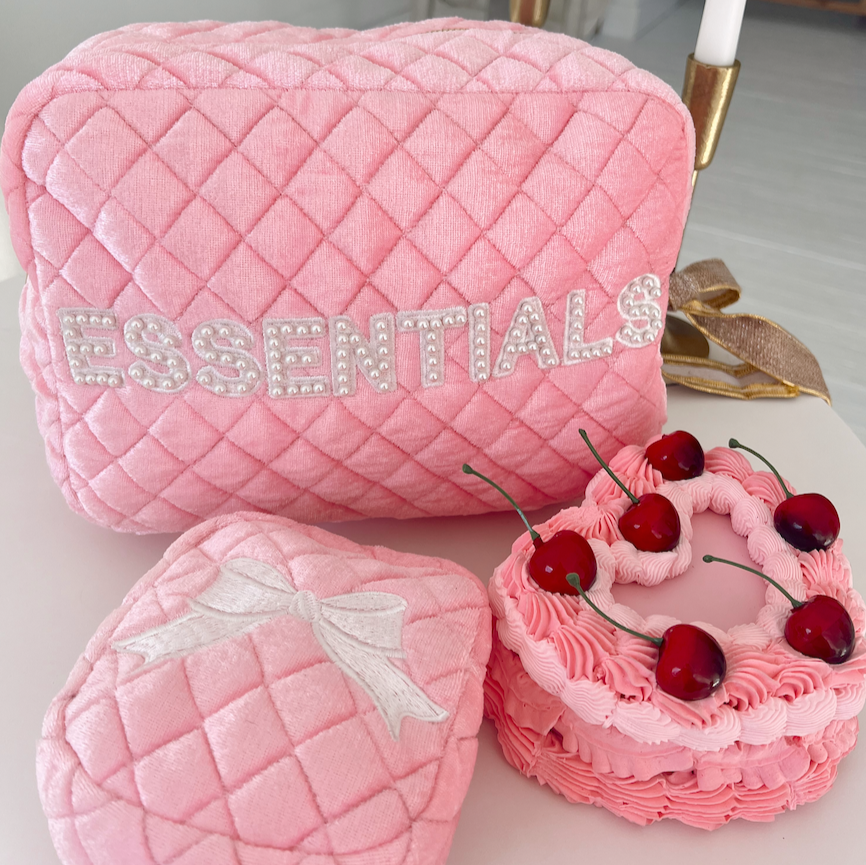 Pretty in Pink Essentials XL Make up Bag